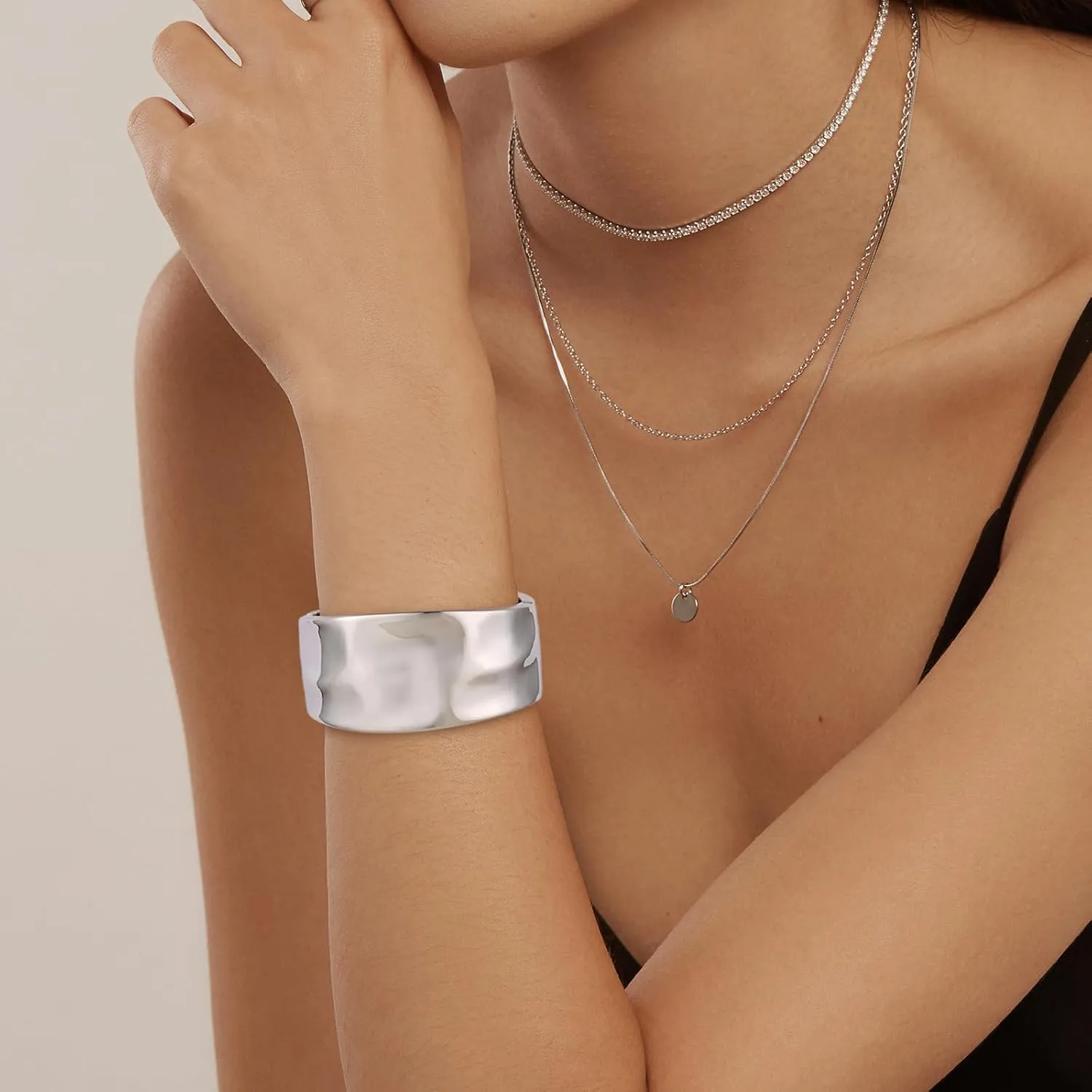 HZMAN Chunky Gold Cuff Bracelets for Women Thick Wide Bangle Bracelet Hammered Open Hinge Wrist Cuff Bracelet Jewelry Gift