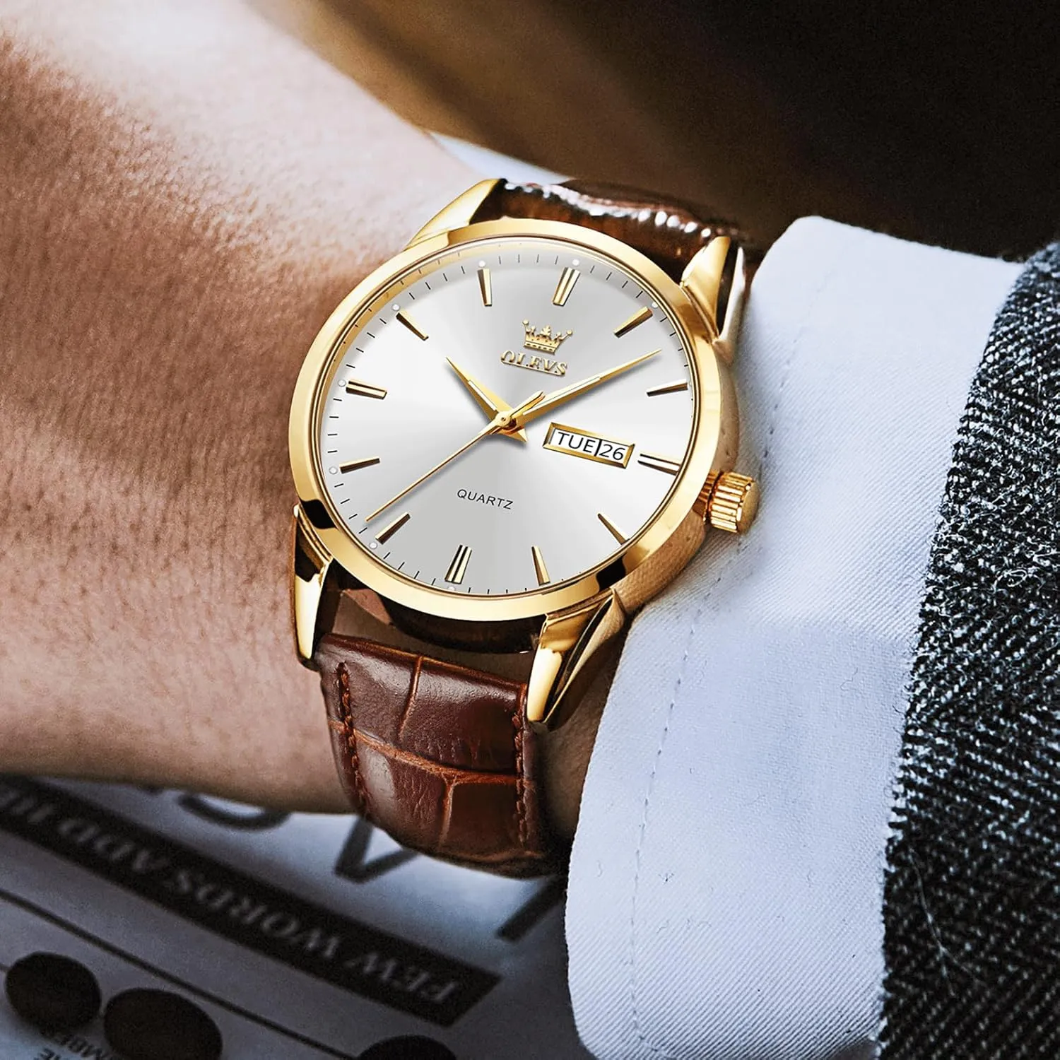 Men's Casual Leather Watch, Easy to Read Three-Hand Analog Stainless Steel Watches for Men, Minimalist Day Date Waterproof Luminous Mens Quartz Wristwatch