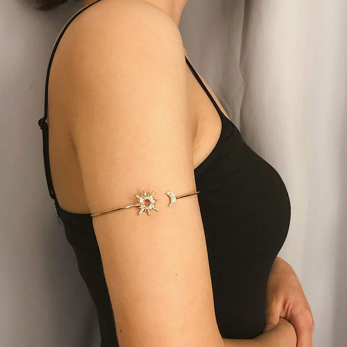 SANDOO Minimalist Gold Arm Bracelet - Layered Armband Armlet Jewelry