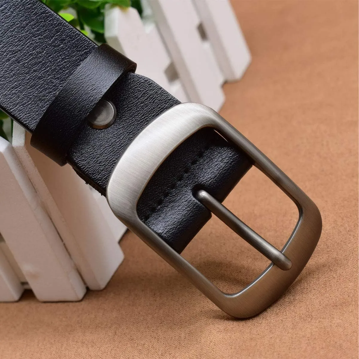 Womens Leather Belt for Jeans, Black Leather Waist Belts with Pin Buckles